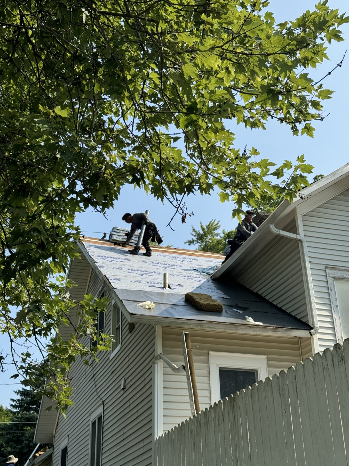 Read more about the article Residential Roof Replacement in Vernon, MI