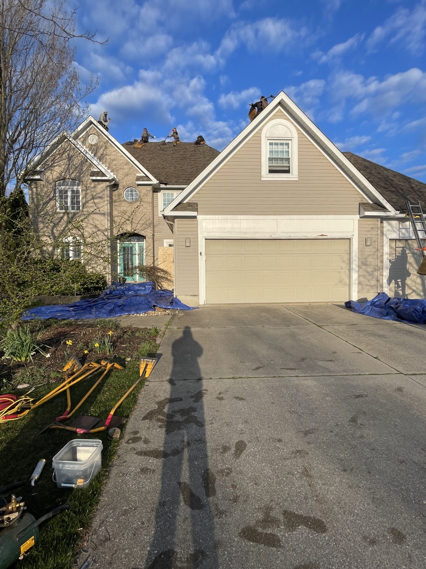 Residential Roof Replacement in Grand Blanc, MI - project photo 1